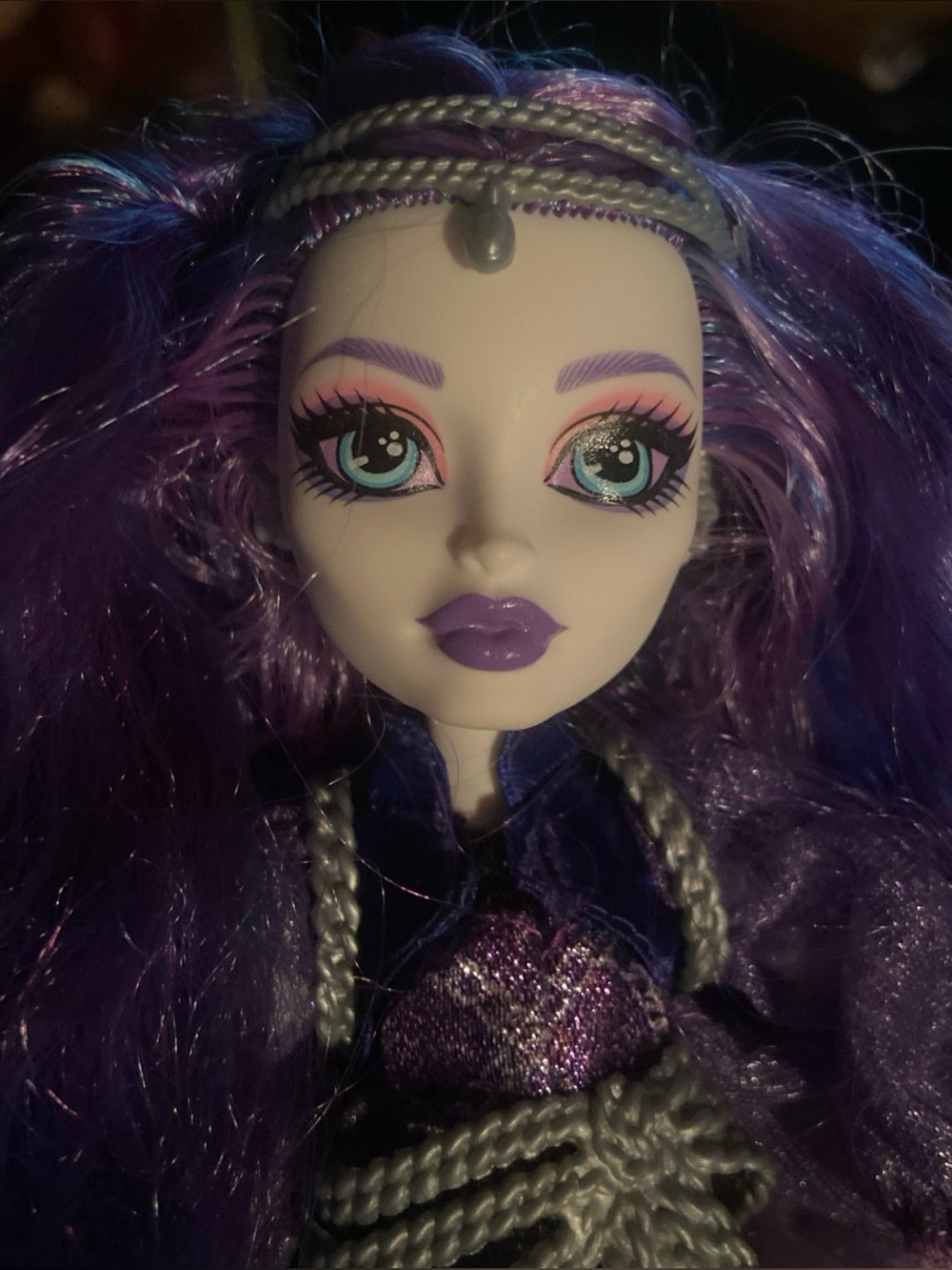 Monster High Spectra Vondergeist Doll Purple Outfit Cape Crown Shoes